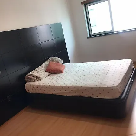 Apartamento T3 Em Λεϊρία